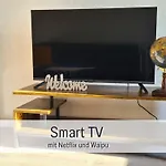 Lichtdurchflutete Moderne Stadtwohnung, Kueche, Waschtrockner, Smarttv ブランデンブルク